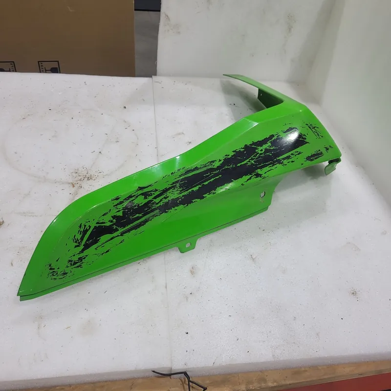 Édition Limitée Fender, Front - Right